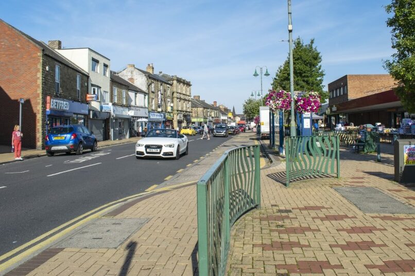 People Shopping in Wombwell High Street, Wombwell, Barnsley, South Yorkshire, England,14th Sept 2019